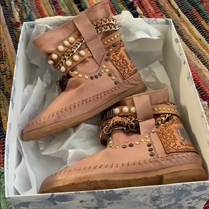 Karma of Charme Boots